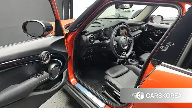 Mini Cooper S id 3242900 из Кореи 20