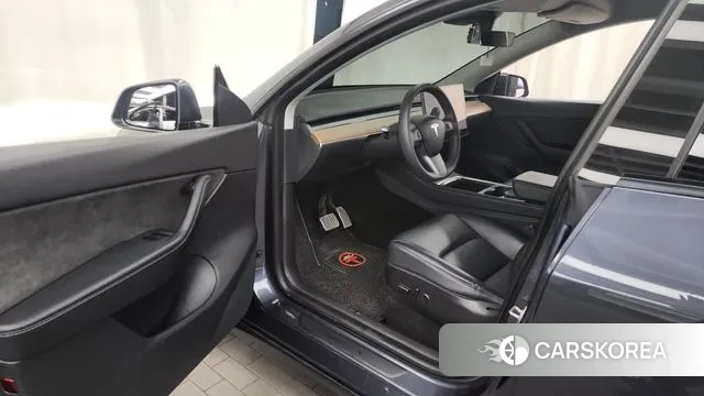 Tesla Model Y id 3355652 из Кореи 20