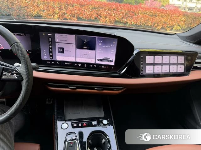 Audi A5L id 4260201 из Китая 14