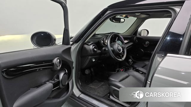 Mini Cooper D id 4339609 из Кореи 20
