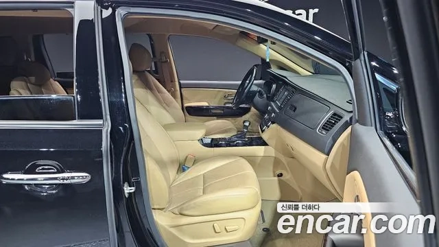 Kia The New Carnival id 2860541 из Кореи 20