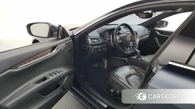 Maserati Ghibli id 3812264 из Кореи 20