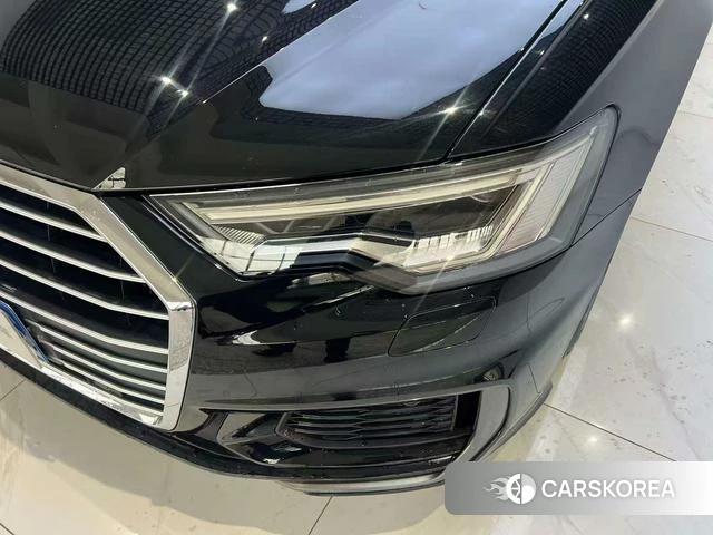 Audi A6L id 4217362 из Китая 15