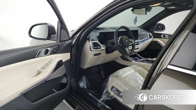 BMW X7 (G07) id 4242813 из Кореи 34