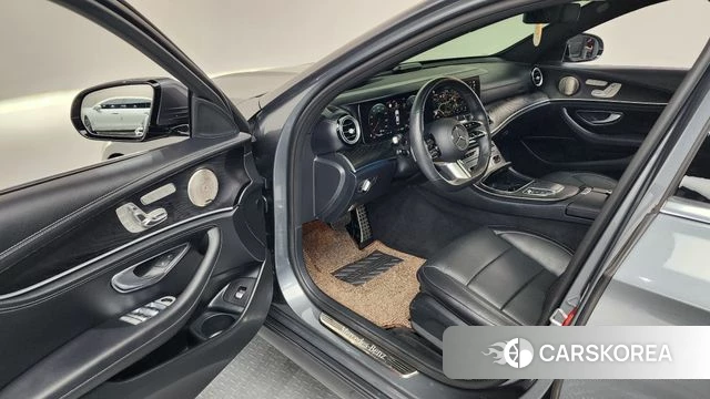 Mercedes-Benz E-Class W213 id 4572356 из Кореи 36