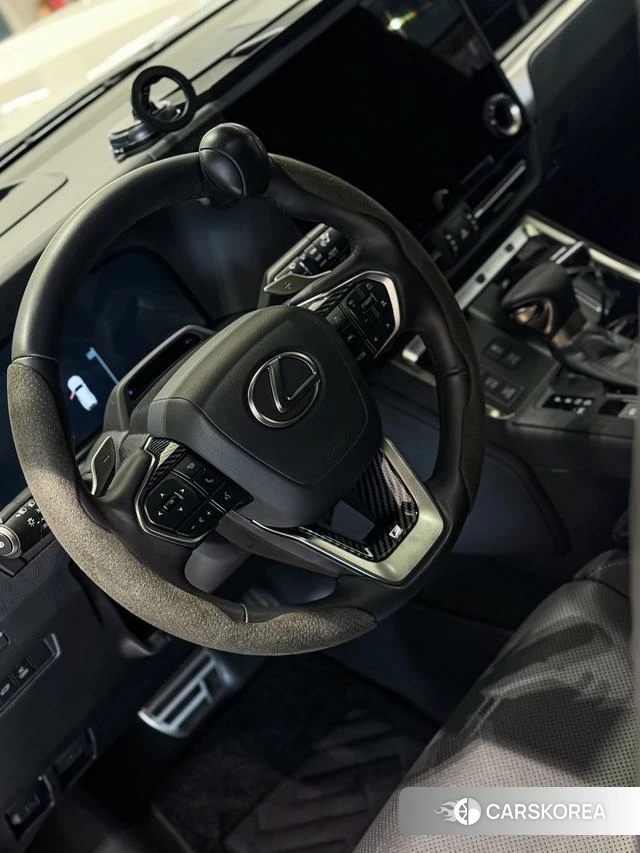 Lexus GX id 4274670 из Китая 21