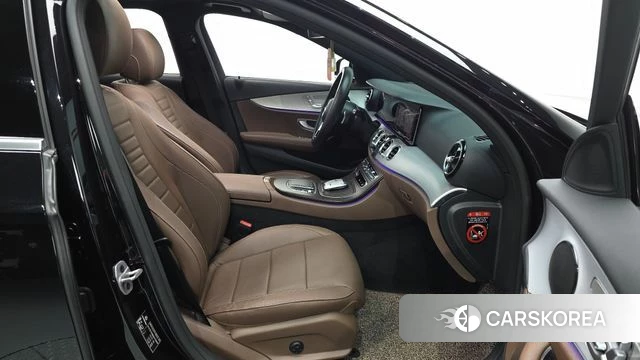 Mercedes-Benz E-Class W213 id 4187438 из Кореи 30