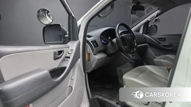 Hyundai The New Grand Starex id 3845946 из Кореи 20