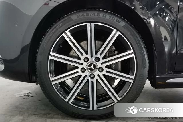 Mercedes-Benz V-class id 4314000 из Китая 24