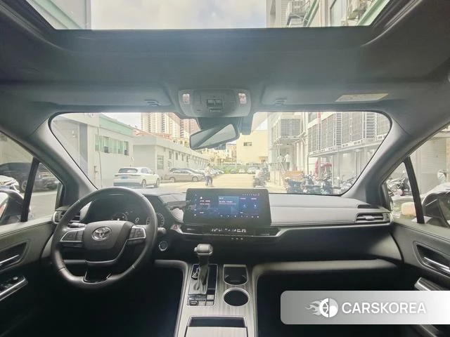 Toyota Saina id 4329024 из Китая 16