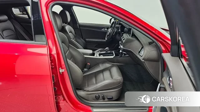 Kia Stinger id 3363035 из Кореи 20