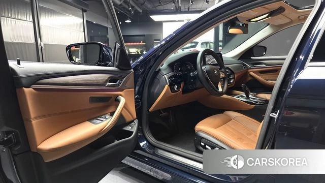 BMW 5 Series (G30) id 3965985 из Кореи 20