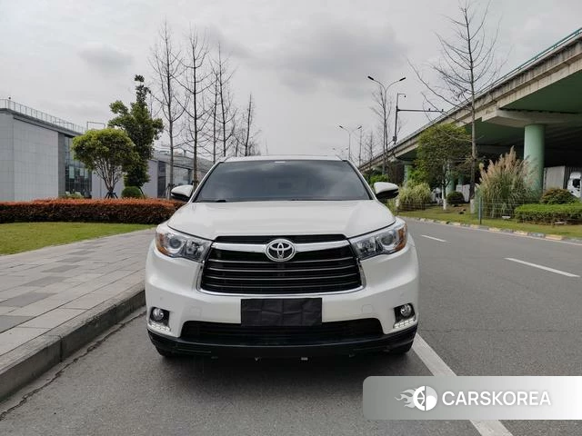 Toyota Highlander id 3920476 из Китая 17
