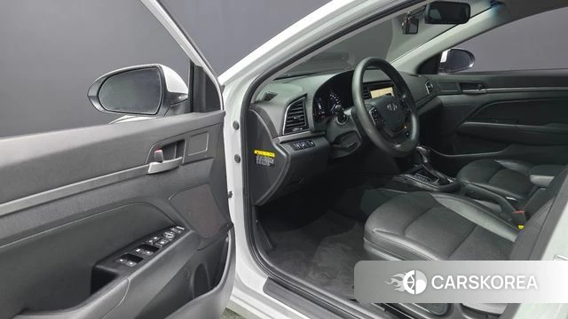 Hyundai Avante AD id 3911875 из Кореи 20