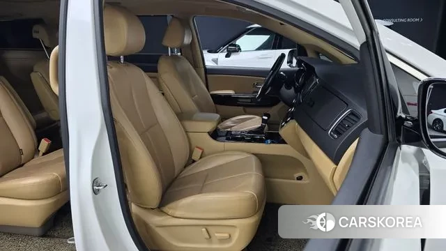 Kia The New Carnival id 3788859 из Кореи 20