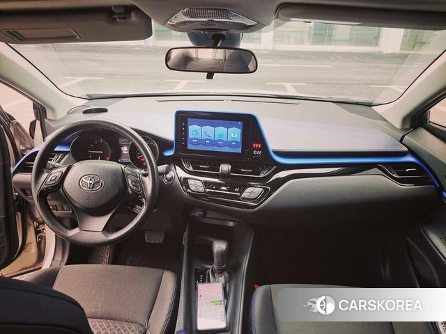Toyota C-HR id 4238586 из Китая 14