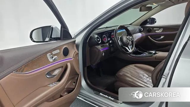 Mercedes-Benz E-Class W213 id 3356830 из Кореи 20