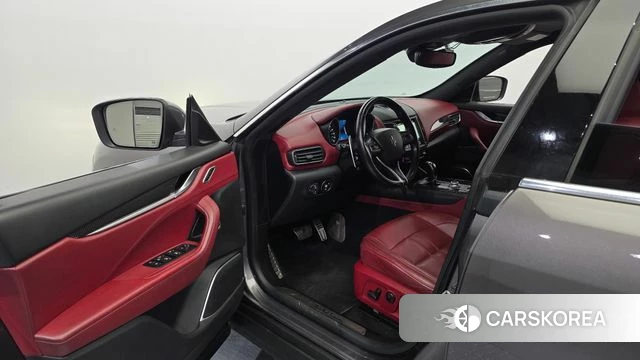 Maserati Levante id 3845493 из Кореи 20