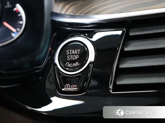 BMW 5 Series (G30) id 3517222 из Кореи 20