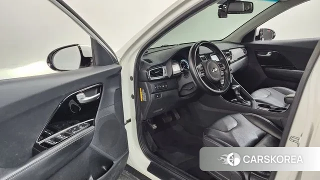 Kia Niro id 3703635 из Кореи 20