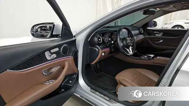 Mercedes-Benz E-Class W213 id 3593151 из Кореи 20