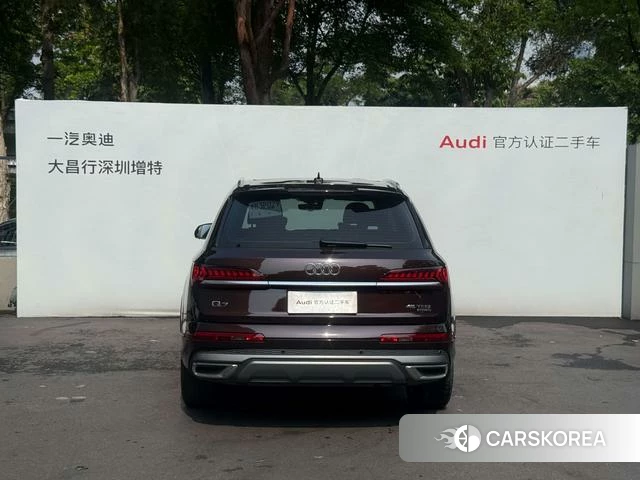 Audi Q7 id 4277210 из Китая 26