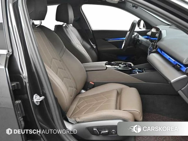 BMW 5 Series (G60) id 3963417 из Кореи 20