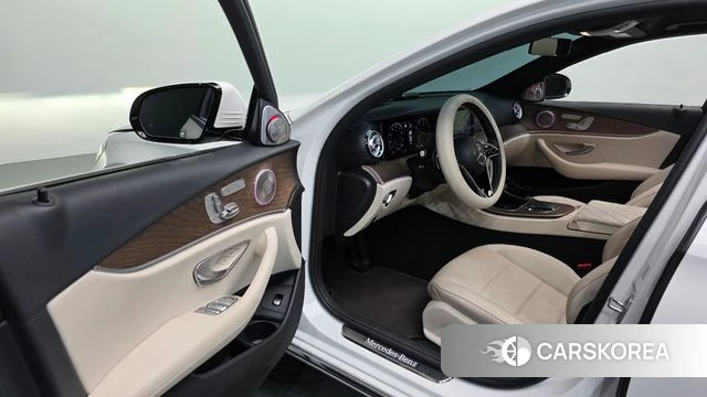 Mercedes-Benz E-Class W213 id 4636277 из Кореи 34