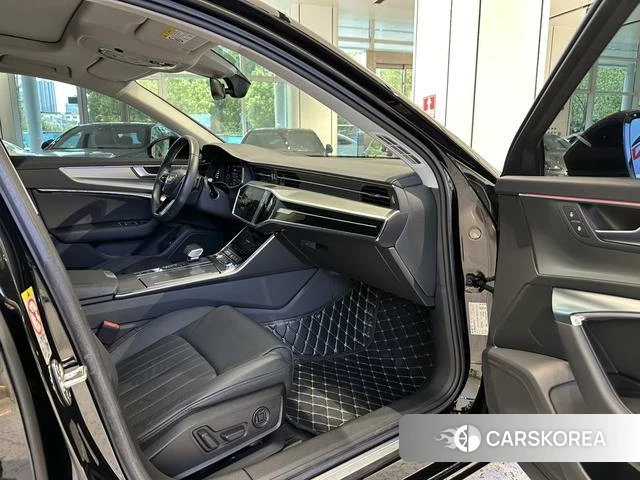 Audi A6L id 4277397 из Китая 15