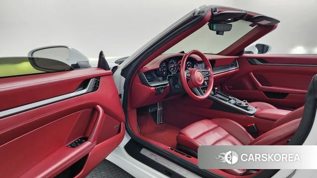 Porsche 911(992) id 3812968 из Кореи 20