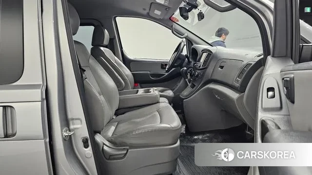 Hyundai The New Grand Starex id 3651519 из Кореи 20