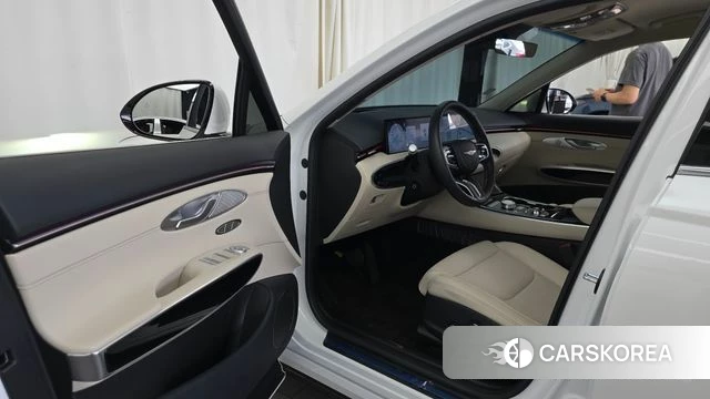 Genesis GV70 id 4578939 из Кореи 32