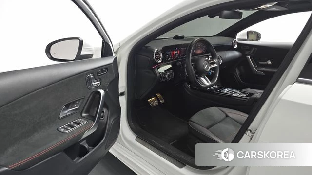 Mercedes-Benz A-Class W177 id 3896799 из Кореи 21