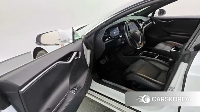 Tesla Model S id 3469780 из Кореи 20