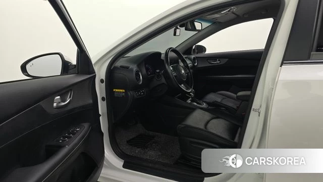 Kia Come New K3 id 3924889 из Кореи 20