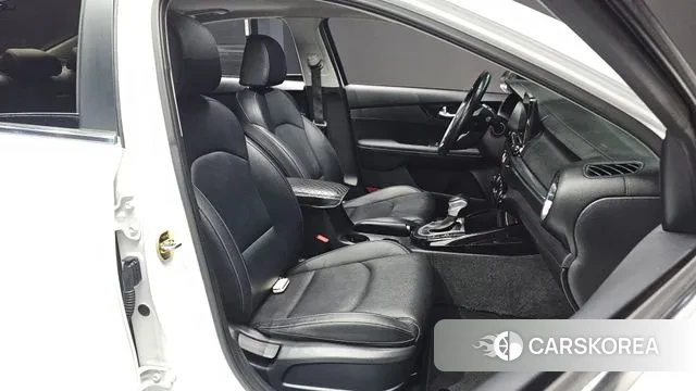 Kia Come New K3 id 3598717 из Кореи 20