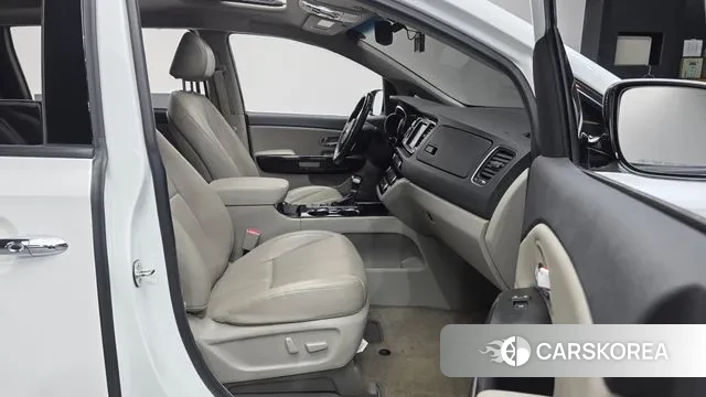 Kia The New Carnival id 3703173 из Кореи 20