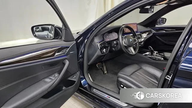 BMW 5 Series (G30) id 3630035 из Кореи 20