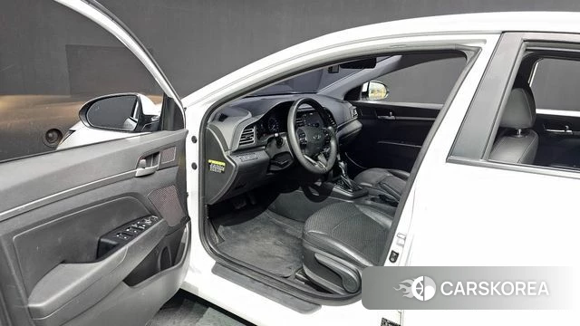 Hyundai The New Avante AD id 4363253 из Кореи 30