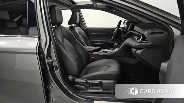 Toyota Camry (XV70) id 3571944 из Кореи 20