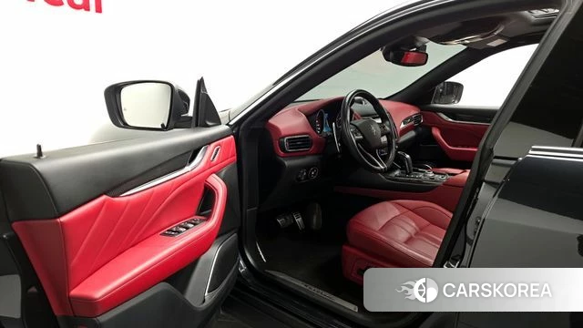 Maserati Levante id 3795115 из Кореи 20