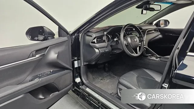 Toyota Camry (XV70) id 3391470 из Кореи 20