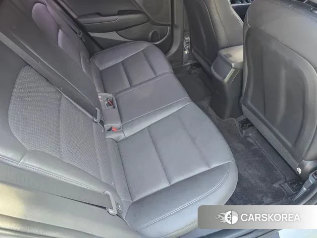 Hyundai Avante AD id 3636822 из Кореи 20