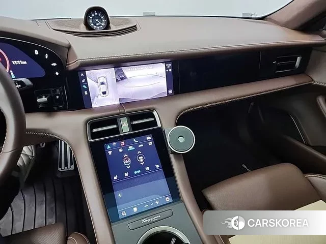 Porsche Taycan id 3763204 из Кореи 19