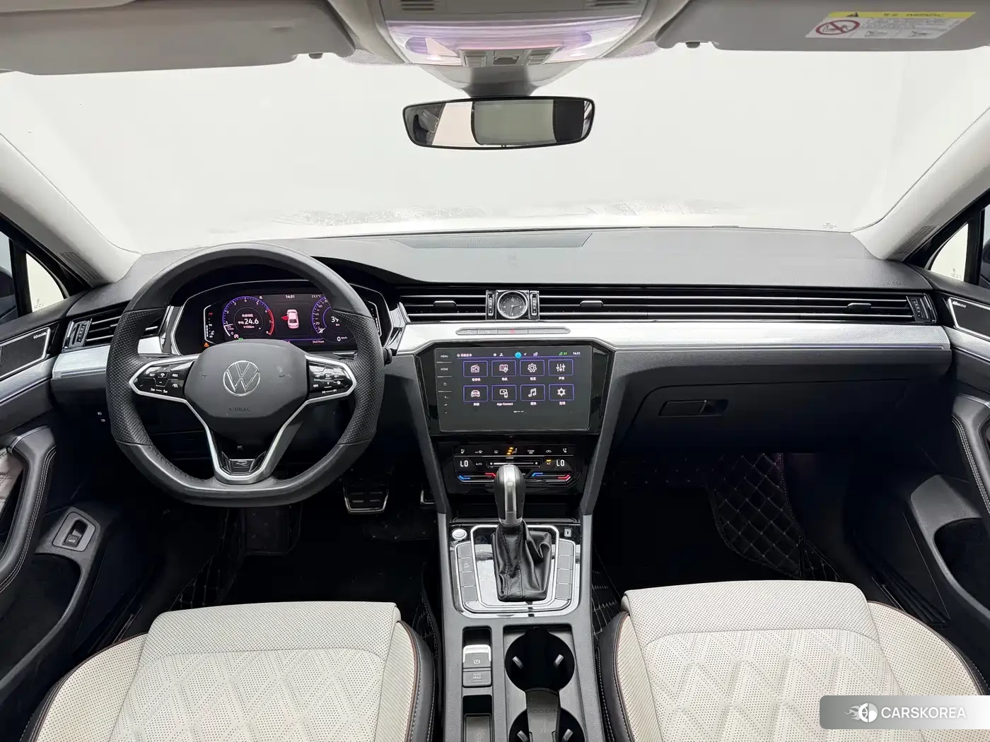 Volkswagen Magotan id 4578252 из Китая 16
