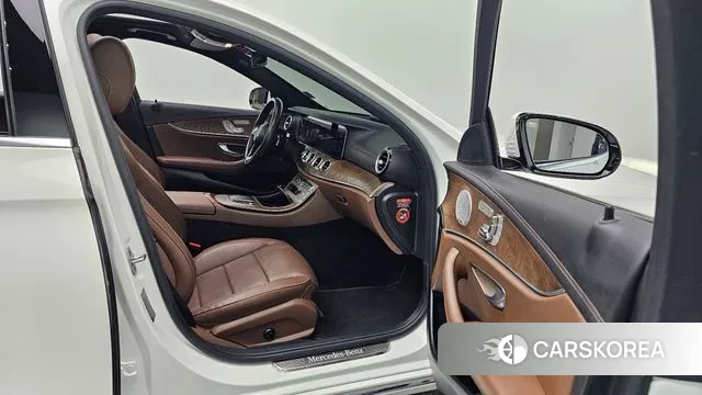Mercedes-Benz E-Class W213 id 3788583 из Кореи 20