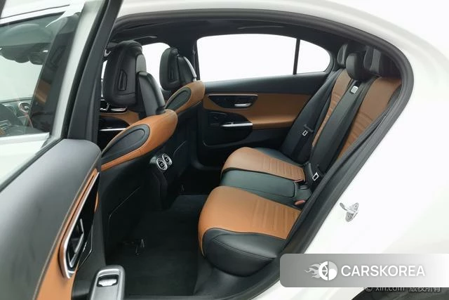 Mercedes-Benz Class C id 4275805 из Китая 24
