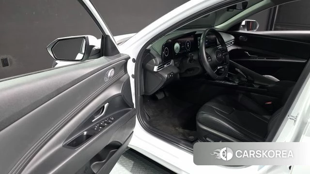 Hyundai Avante Hybrid (CN7) id 4317079 из Кореи 20