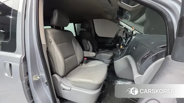 Hyundai The New Grand Starex id 3692926 из Кореи 20