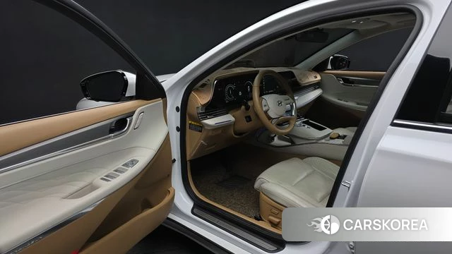 Hyundai The New Grandeur IG Hybrid id 4350910 из Кореи 36